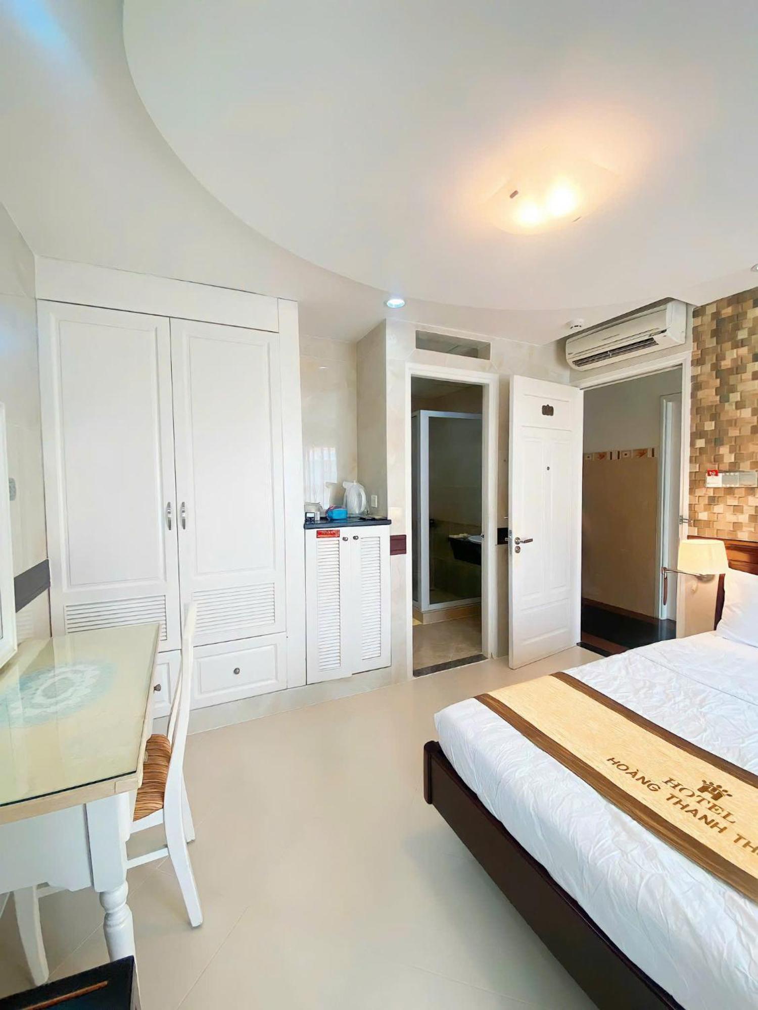 Hoang Thanh Thuy Airport Hotel 2 - Gan Am Thuc Dem Cho Hoang Hoa Tham Ciudad Ho Chi Minh  Exterior foto