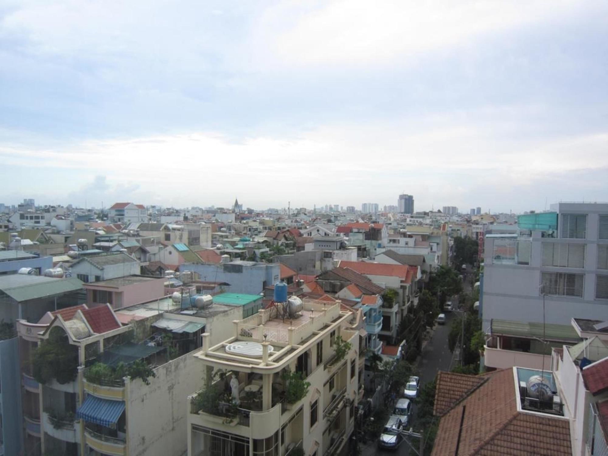 Hoang Thanh Thuy Airport Hotel 2 - Gan Am Thuc Dem Cho Hoang Hoa Tham Ciudad Ho Chi Minh  Exterior foto
